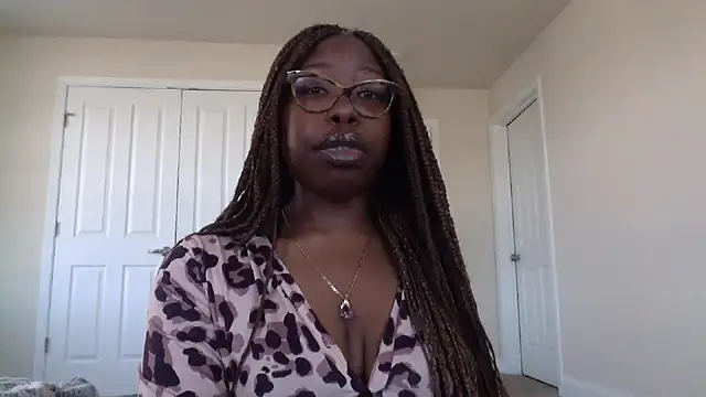 MadamIndigo online show from 12, 3, 2025