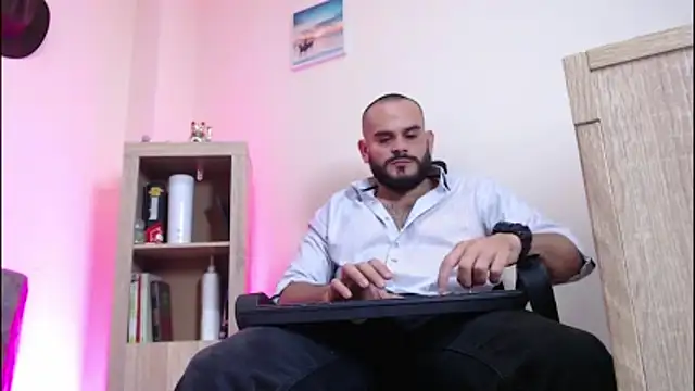 Snapshot of cowboyht chatting on 8, 8, 2026 cowboyht online show from 8, 8, 2026