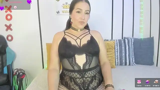 Snapshot of yelenaowens chatting on 1, 10, 2025 yelenaowens online show from 1, 10, 2025