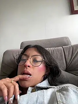 vaness weet online show from 11, 1, 2025