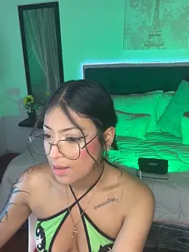 vaness weet online show from 12, 1, 2025