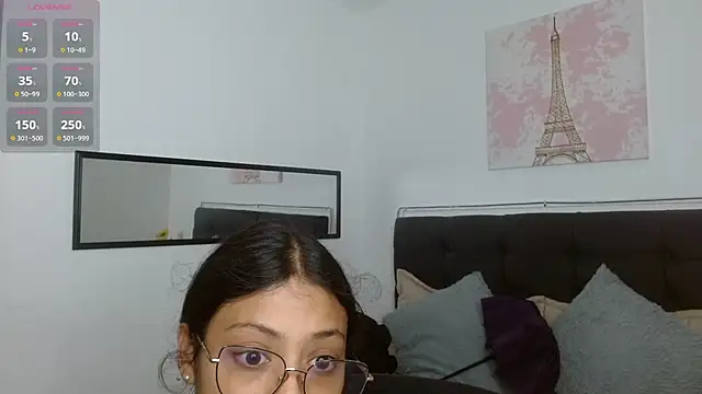 Snapshot of vaness_weet chatting on 23, 7, 2026 vaness weet online show from 23, 7, 2026