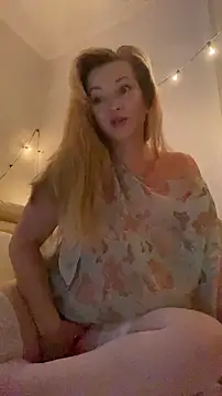 Lady  Maria online show from 23, 10, 2025