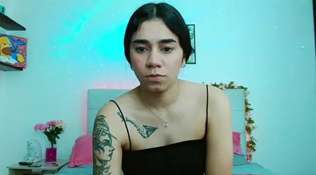 Snapshot of Layla_Rachel chatting on 7, 12, 2024 Layla Rachel online show from 7, 12, 2024