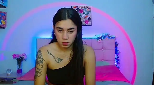 Snapshot of Layla_Rachel chatting on 12, 3, 2025 Layla Rachel online show from 12, 3, 2025