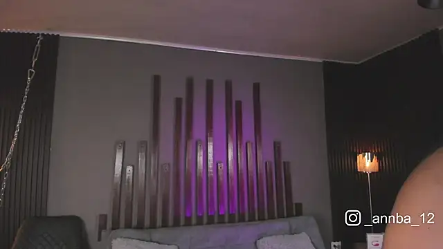 annie barozzi online show from 19, 9, 2025