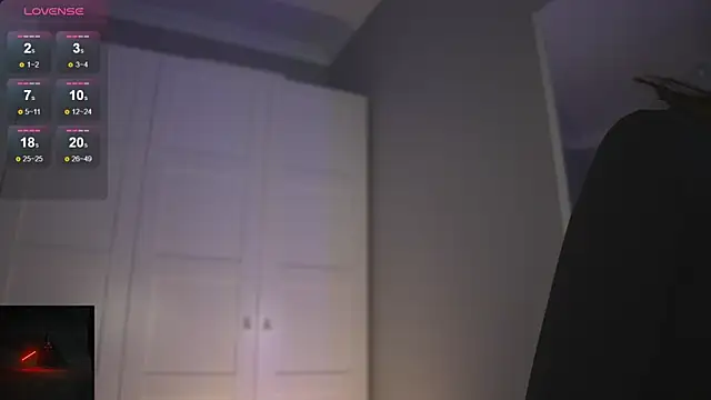 -JuicyMolly- online show from 28, 11, 2025