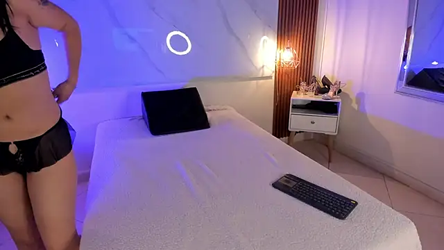 Gin Zc online show from 21, 12, 2024