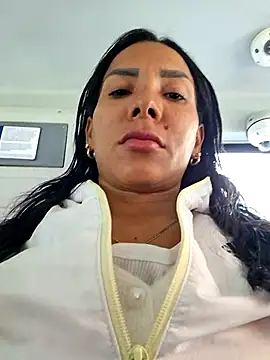 Doll Loren online show from 20, 10, 2025