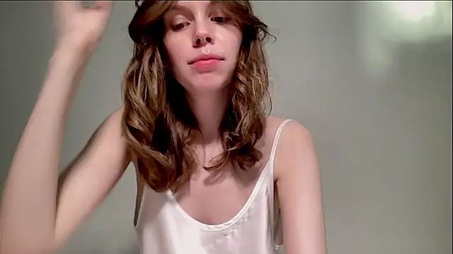 Snapshot of Nikki_Mimimi chatting on 4, 12, 2024 Nikki Mimimi online show from 4, 12, 2024