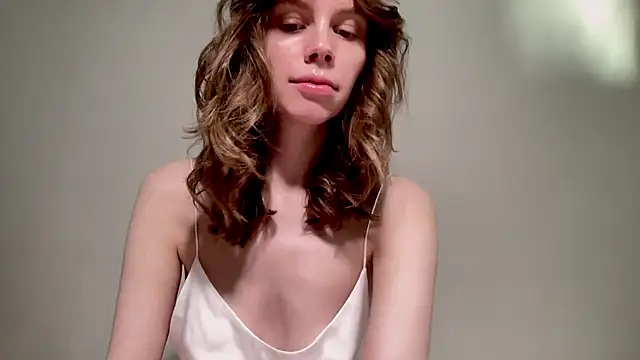 Snapshot of Nikki_Mimimi chatting on 13, 12, 2024 Nikki Mimimi online show from 13, 12, 2024