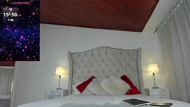 Naughtykitty4 online show from 17, 2, 2025