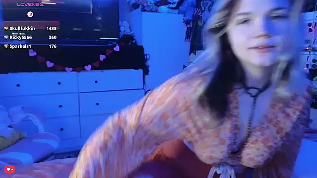 Cutiepiespanks online show from 22, 2, 2025