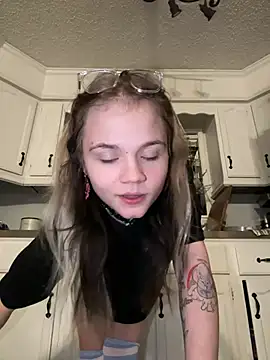 Cutiepiespanks online show from 23, 2, 2025
