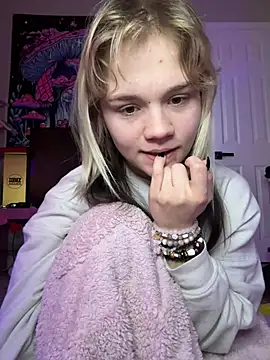 Cutiepiespanks online show from 11, 2, 2026