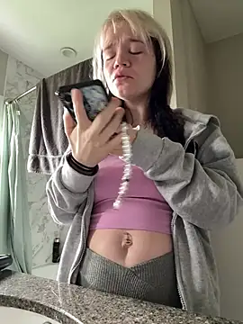 Cutiepiespanks online show from 2, 4, 2026