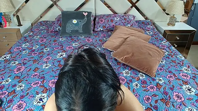 NaughtyAnaa online show from 4, 3, 2025