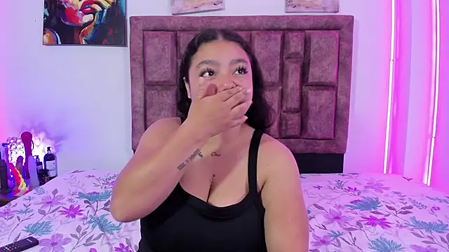 NaughtyAnaa online show from 7, 10, 2025