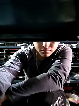 Snapshot of 000002m chatting on 4, 11, 2025 000002m online show from 4, 11, 2025