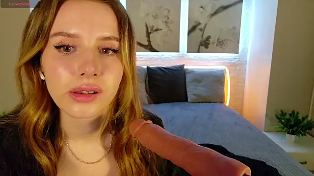 Betty June online show from 9, 4, 2026