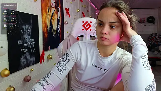 Misss Vikk online show from 1, 2, 2026