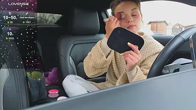 Misss Vikk online show from 20, 4, 2026