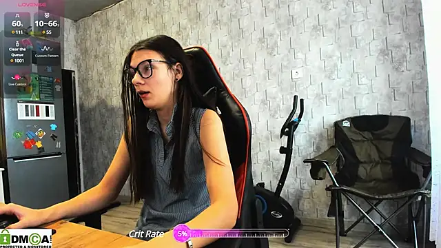 Snapshot of MollyLollipop chatting on 6, 12, 2024 MollyLollipop online show from 6, 12, 2024