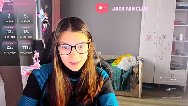 MollyLollipop online show from 10, 10, 2025