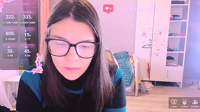 MollyLollipop online show from 6, 11, 2025