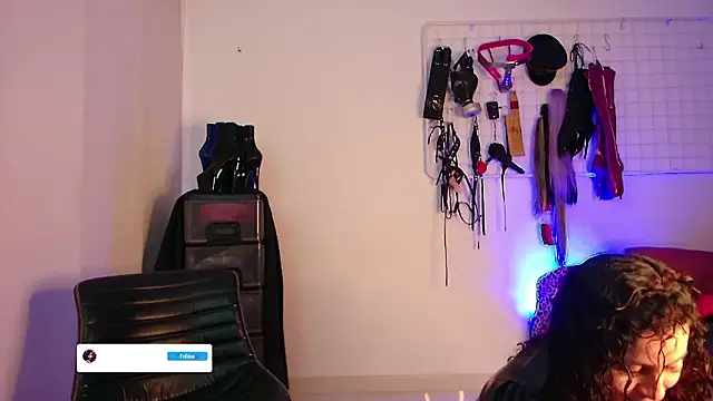 mylatexpleasure online show from 11, 3, 2026