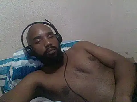 Snapshot of KAYBEEDEFREAK chatting on 10, 2, 2025 KAYBEEDEFREAK online show from 10, 2, 2025