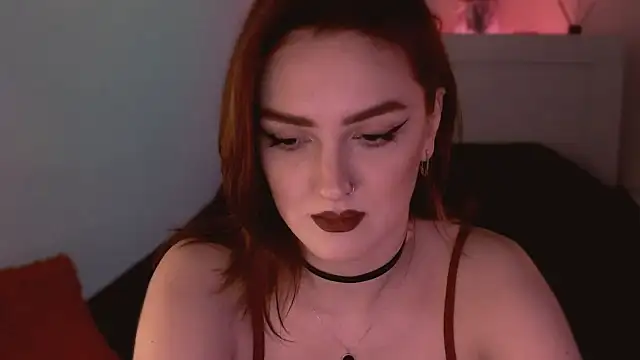 Snapshot of LilyFarey chatting on 13, 12, 2024 LilyFarey online show from 13, 12, 2024