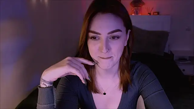 Snapshot of LilyFarey chatting on 25, 12, 2024 LilyFarey online show from 25, 12, 2024