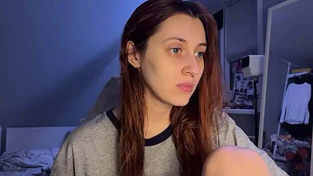 Snapshot of Uniarten chatting on 22, 11, 2025 Uniarten online show from 22, 11, 2025