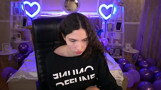 BabyFlowerr online show from 13, 1, 2025