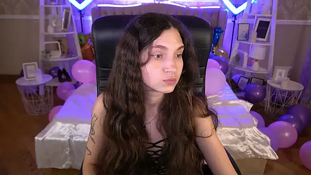 BabyFlowerr online show from 18, 1, 2025