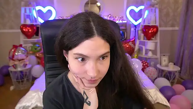 BabyFlowerr online show from 17, 2, 2025
