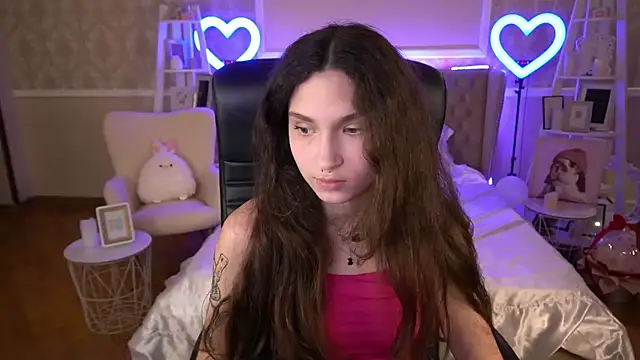 BabyFlowerr online show from 3, 3, 2025