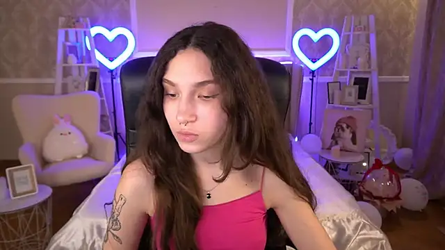 BabyFlowerr online show from 4, 3, 2025