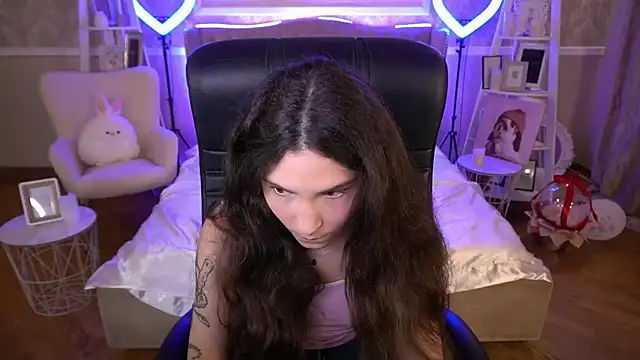 BabyFlowerr online show from 12, 3, 2025
