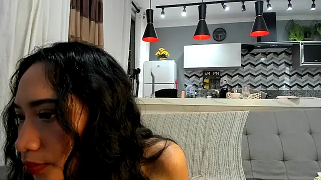 Snapshot of itsyourcassie chatting on 16, 2, 2025 itsyourcassie online show from 16, 2, 2025