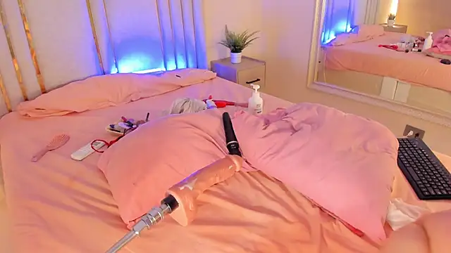 Saekohofman online show from 1, 2, 2025