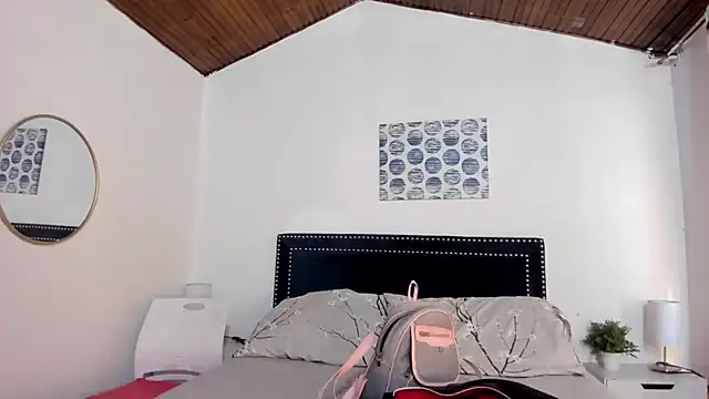 ZulyMichels online show from 1, 11, 2025