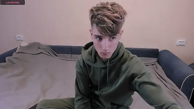 James Mills online show from 5, 3, 2025