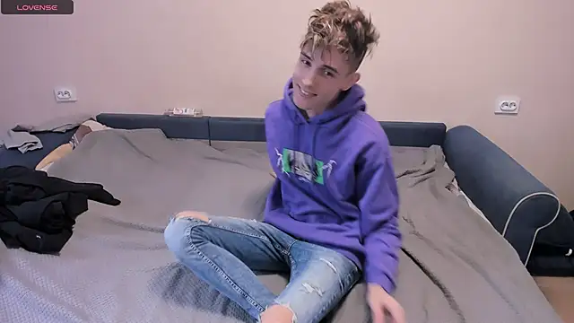 James Mills online show from 11, 3, 2025