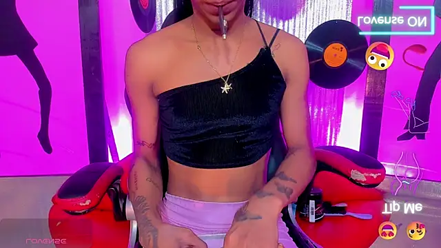 nickyminach  online show from 24, 3, 2026