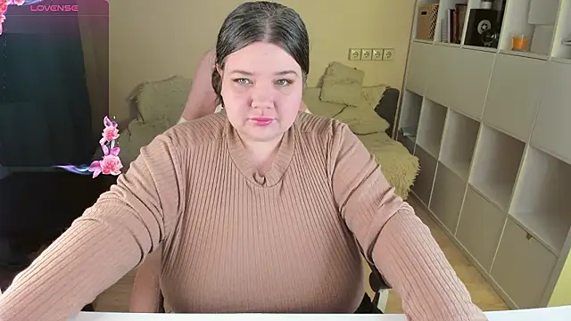 Snapshot of PlumPie chatting on 22, 2, 2026 PlumPie online show from 22, 2, 2026