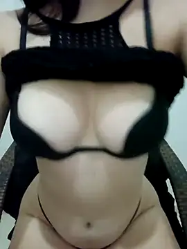 VIC22SECRET online show from 6, 3, 2025