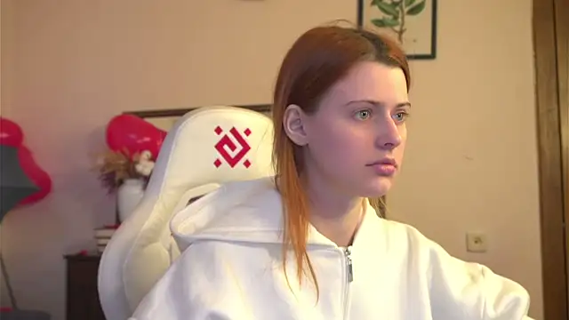 doll lesli online show from 13, 2, 2025