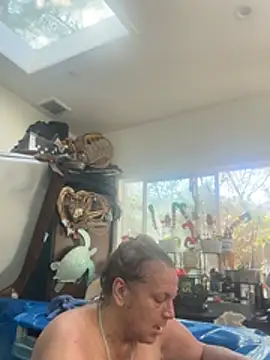 Snapshot of Victoria121565 chatting on 8, 3, 2026 Victoria121565 online show from 8, 3, 2026